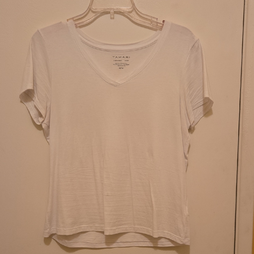 Tahari Women's Classic White Short Sleeve Tee